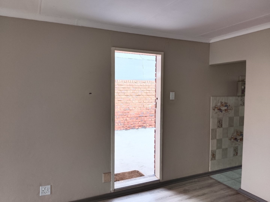 2 Bedroom Property for Sale in Riebeeckstad Free State